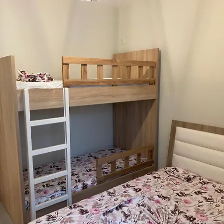 Xhoeli Apartament *